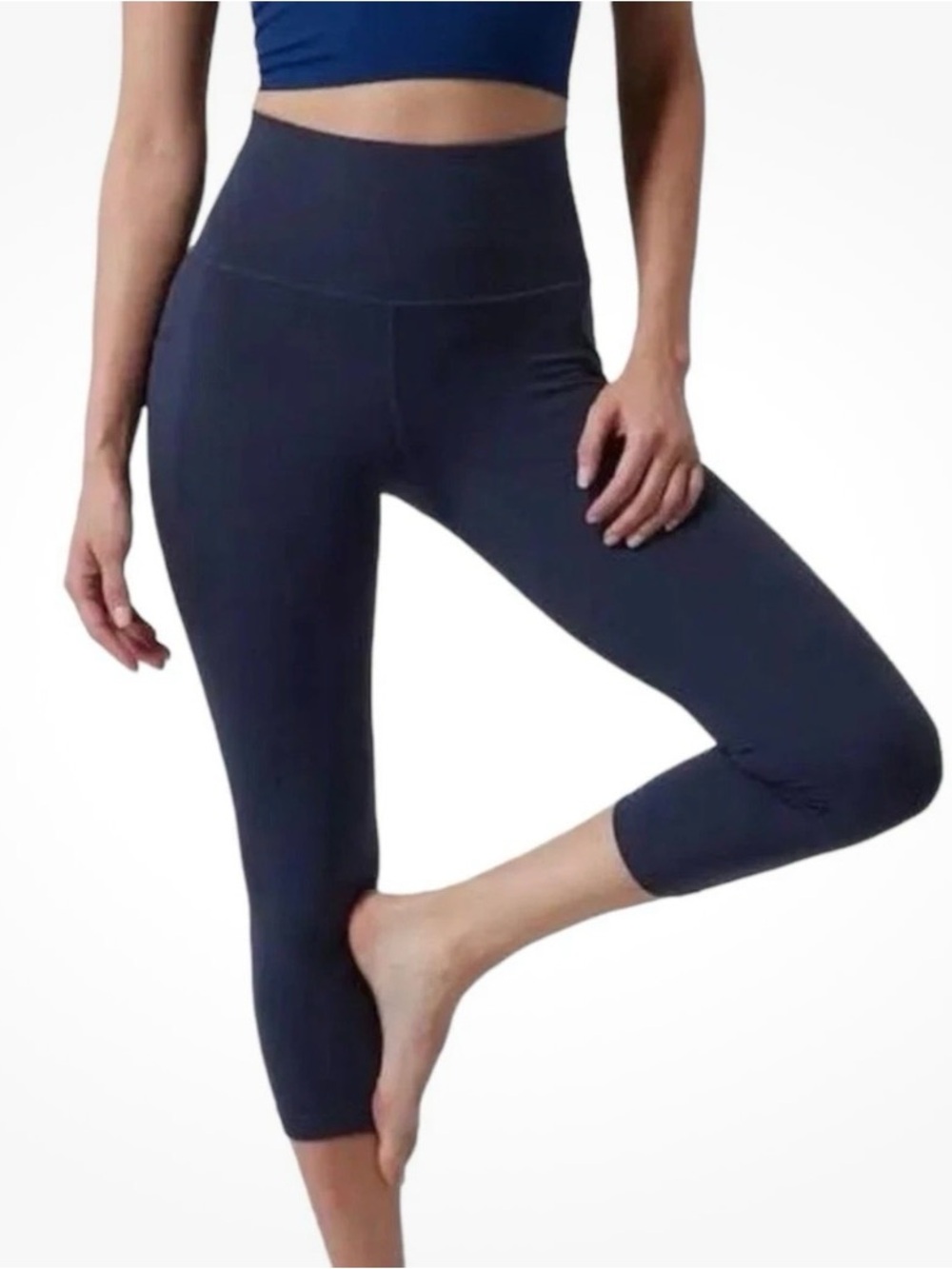 Athleta Salutation Stash Pocket II Capri XS Navy High Rise Leggings